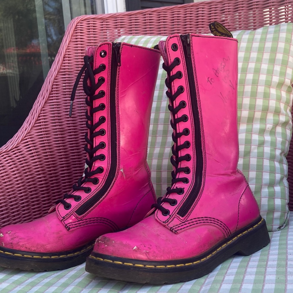 Double zip dr martens 9733 . Size 7
